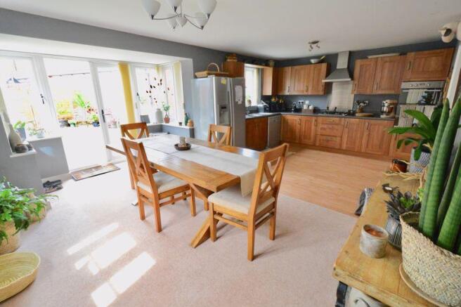 Kitchen Diner
