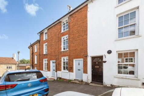 Elm Street, Buckingham