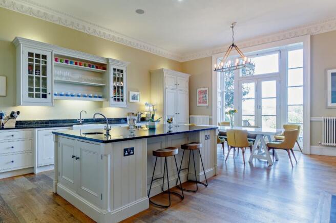 Kitchen/Breakfast