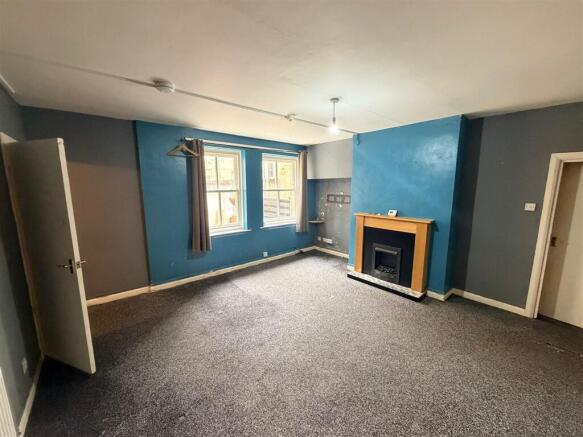 4 bed Block of Apartments for sale Image 6