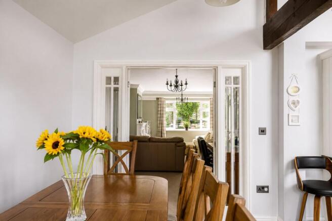 4 bed Semi-Detached for sale Image 5