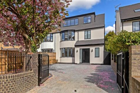 Batchwood Drive, St. Albans