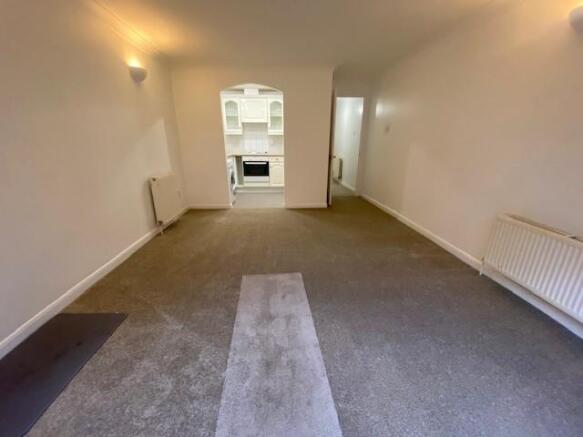 4 Clarendon House lounge 2.jpg