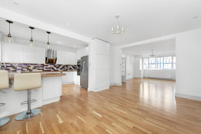 1S4A8472-please-e...