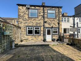 28, Southgate, Honley, Holmfirth HD9 6NT