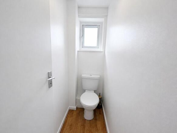 3 bed End of Terrace to rent Image 8