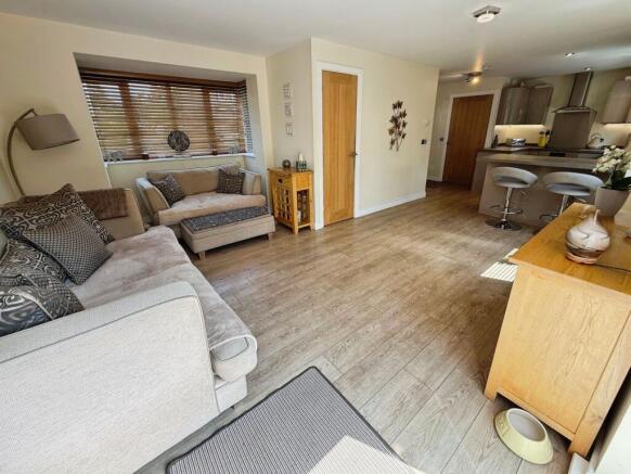 Wiltshire Crescent, Basingstoke, RG22 photo 5