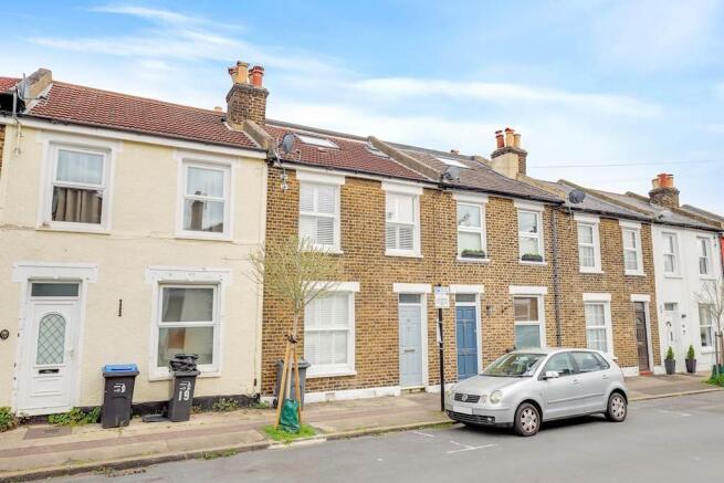 07-f091JHPropWpen - 21 Percy Road - 43-small.jpg