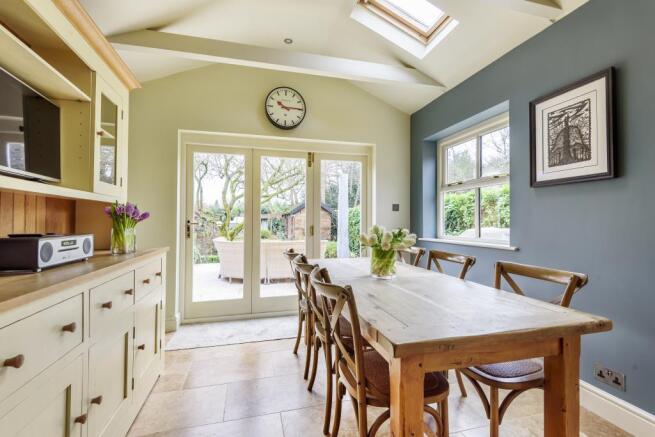 Kitchen/Dining room