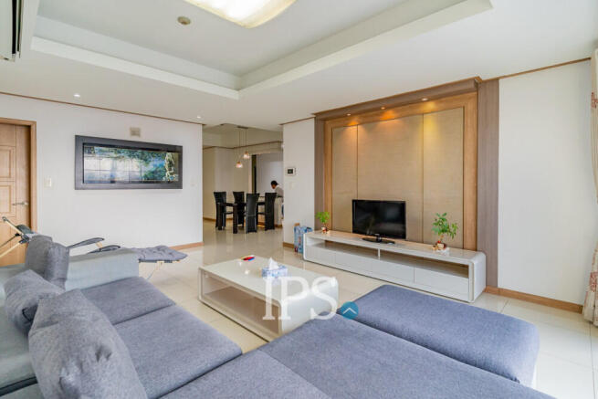 9th Floor 3 Bedroom Condo For Sale - De Castle Noblesse, Beoung Kak 1, Phnom Penh