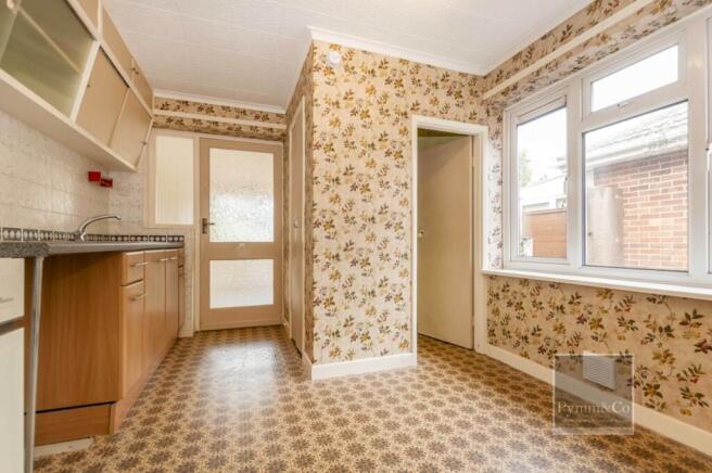 Orchard Way, Wymondham photo 4