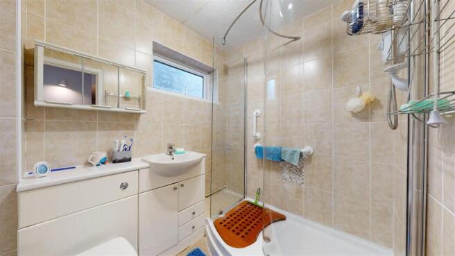 25-Woodside-Court-11272024_131625.jpg