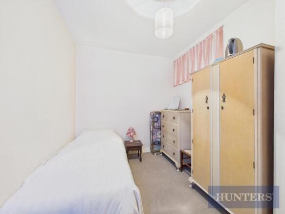 2 bed Flat for sale Image 5
