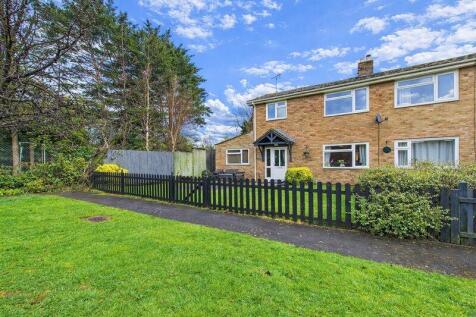 Woodland Green, Upton St Leonards