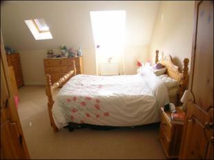 + ENSUITE & DRESS RM