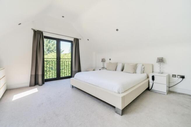 Principal bedroom