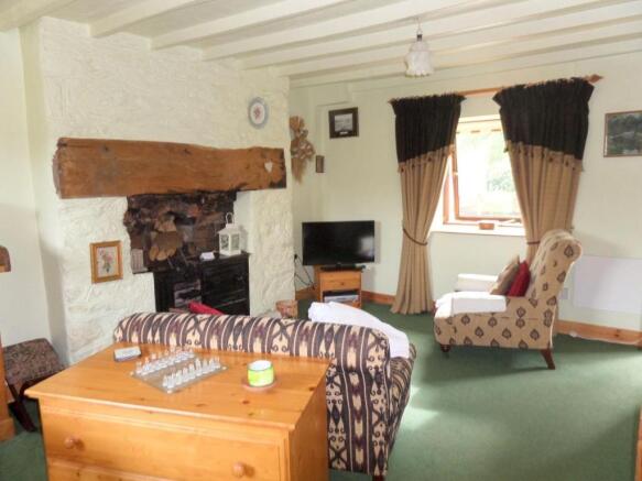 2 Cyffredin Cottages