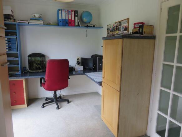 Photo 4