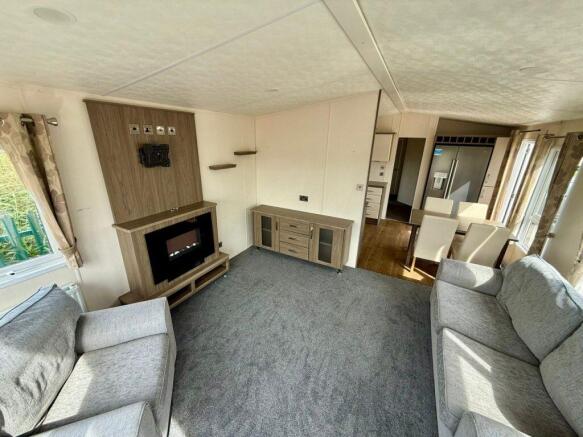 Whatsapp Image 2025 09 06 At 14.09.08