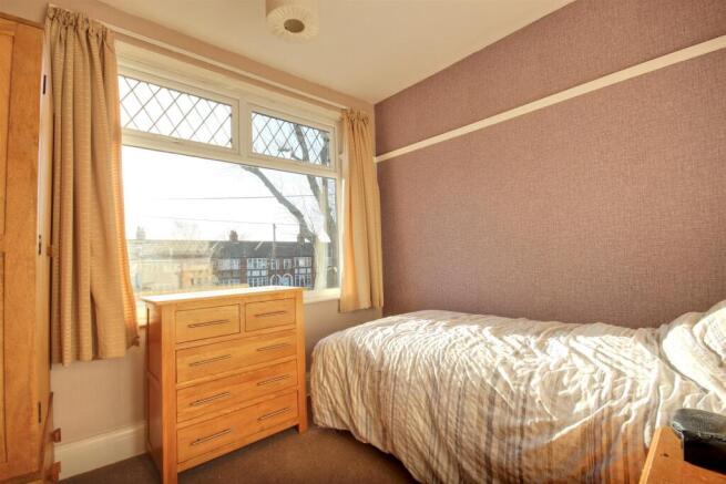 4 bed Semi-Detached for sale Image 10
