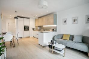 27, 19 Criterium House, Olympic Park Avenue, Stratford, London E20 1NZ