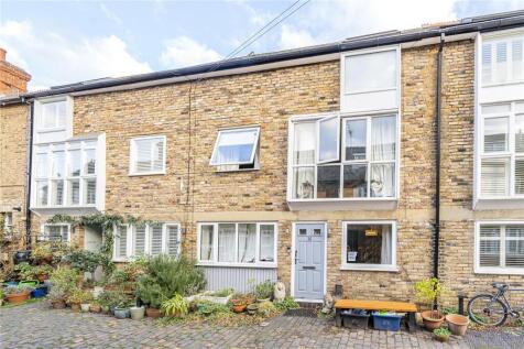 Lonsdale Mews, Richmond