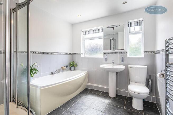 3 bed Detached for sale Image 12