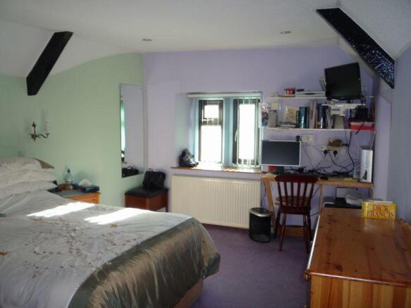 Photo 6
