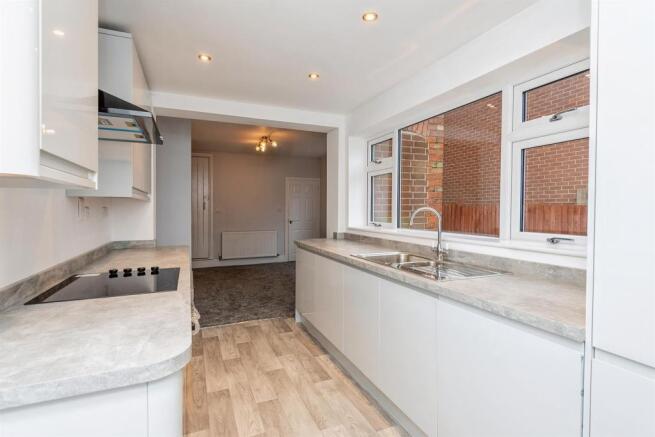 Kitchen: