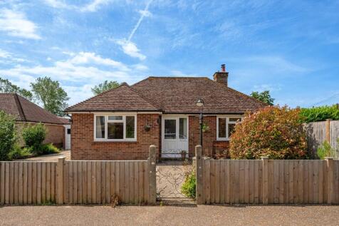 Barker Close, Chichester, PO18
