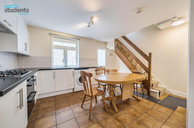 2a95c929-228e-4cb...