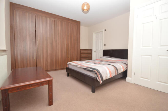 Double Room to Rent in Shared House