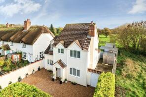 Leat House, Sowton Village, Road From Court Lodge To The Black Horse, Exeter EX5 2AD
