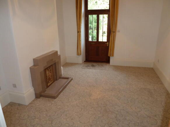 3 bed Terraced to rent Image 4