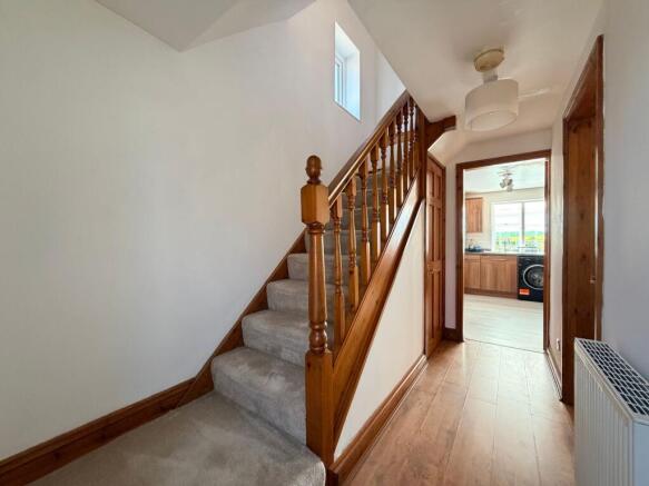 3 bed Semi-Detached for sale Image 8