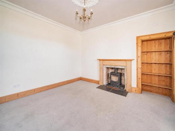 2 Gordon Park Kirriemuir Empty-12.jpg