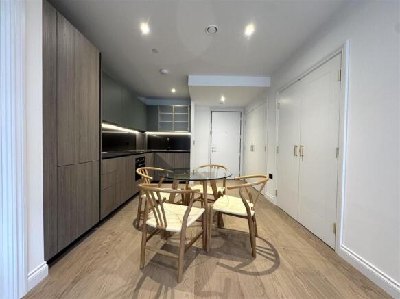 Dining Area pic 6.jpeg