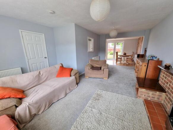 Lounge / Dining Room