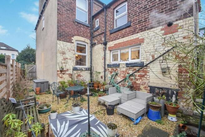 3 bed Semi-Detached for sale Image 5
