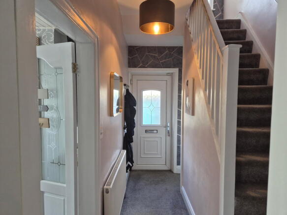 3 bed Semi-Detached for sale Image 9