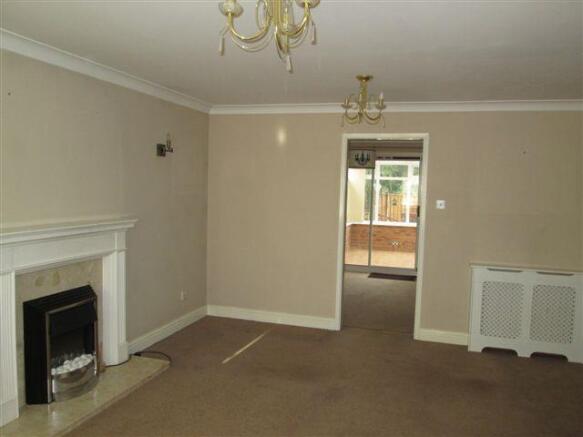 14 Acorn Way Li.JPG