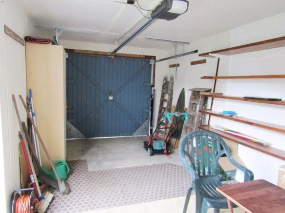 Photo 16