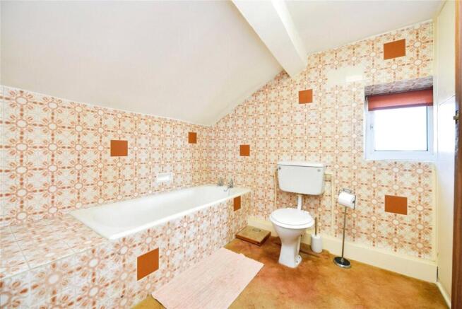3 bed Semi-Detached for sale Image 5