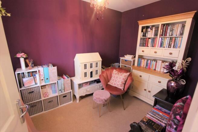 Bedroom 4.JPG