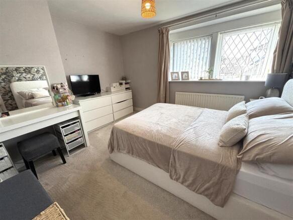 2 bed Terraced for sale Image 4