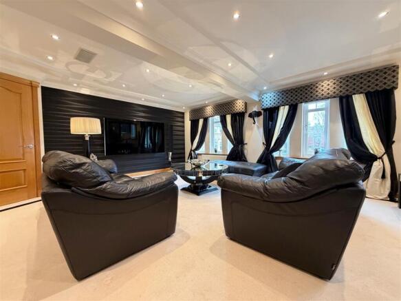 Formal Lounge