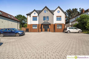 Flat 8, 145 Oak House, Hayes Lane, Hayes, Bromley BR2 9EJ