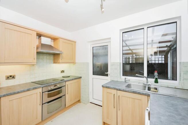 05cb6032-kitchen 202