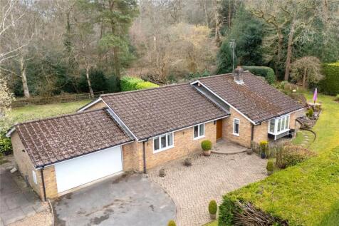 Pines Road, Liphook, Hampshire, GU30