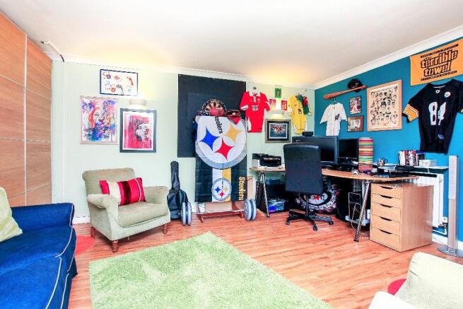 Photo 10